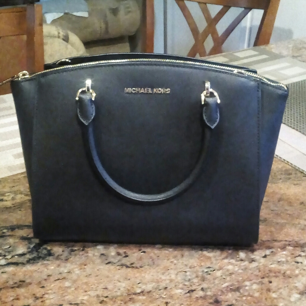 NWT Michael Kors Ellis Satchel